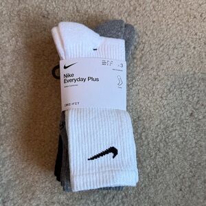 Nike Everyday Plus Men's Athletic Socks - White, Gray, Black